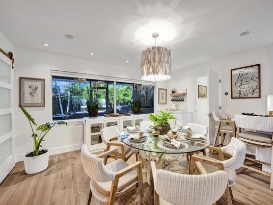 Chandelier, Dining room, Interior, Recessed Lighting, Wood Texture Flooring