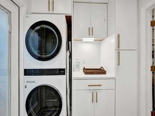 Interior, Utility Closets, Washer