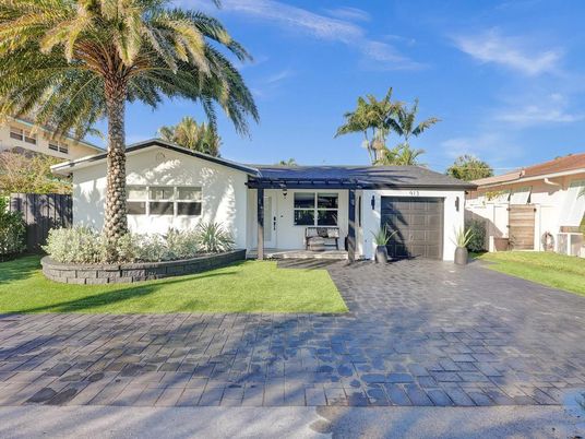 Attached, Backyard, Exterior, Facade, Ranch