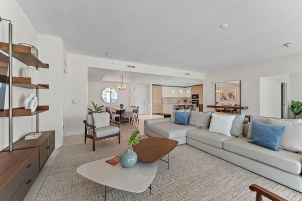 Dining room, Interior, Kitchen, Living room, Pendant Lights, Recessed Lighting, Stainless Steel Appliances