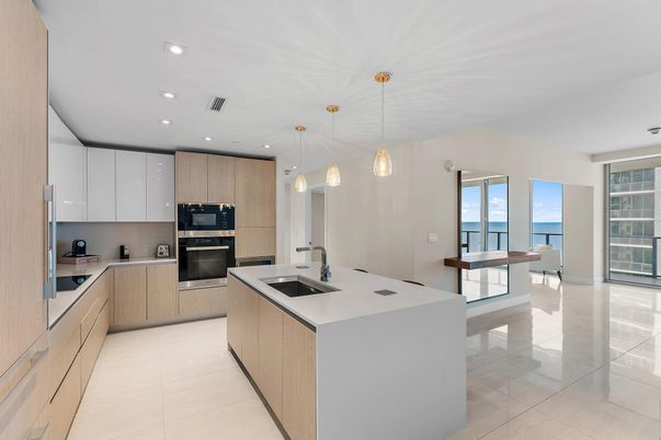 Interior, Kitchen, Pendant Lights, Recessed Lighting, Stainless Steel Appliances, Water