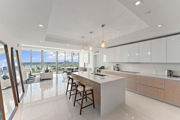 Dining room, Interior, Kitchen, Living room, Pendant Lights, Recessed Lighting, Water