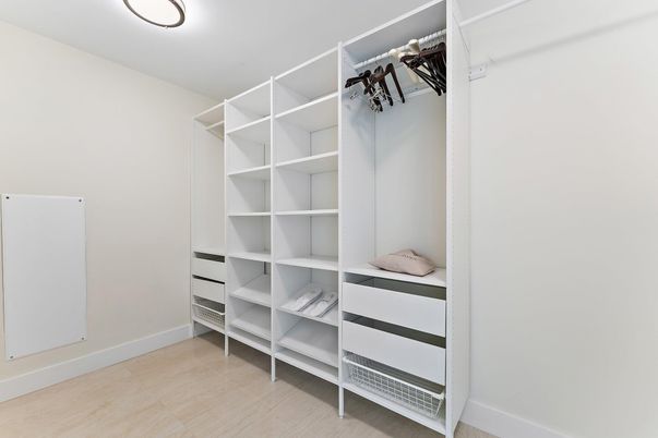 Interior, Walk-in Closets, Wood Texture Flooring