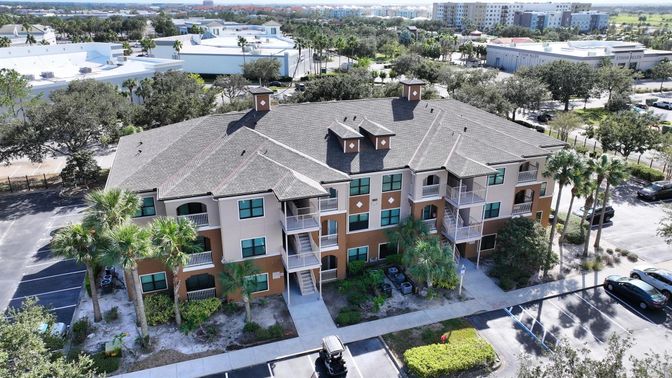 Exterior, Drone