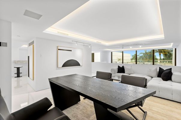 Dining room, Interior, Living room, Recessed Lighting