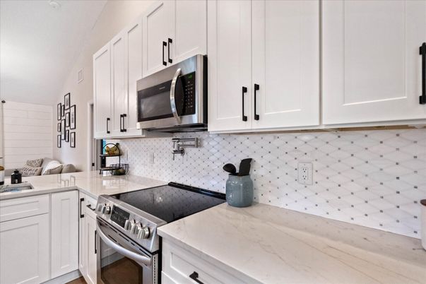 Interior, Kitchen, Stainless Steel Appliances