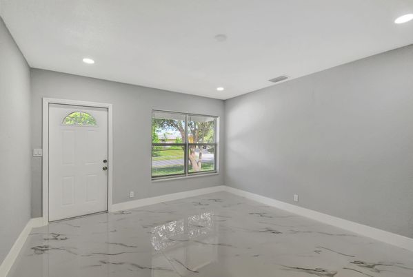 Empty room, Interior, Marble, Recessed Lighting