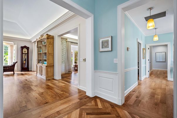 Interior, Pendant Lights, Wood Texture Flooring