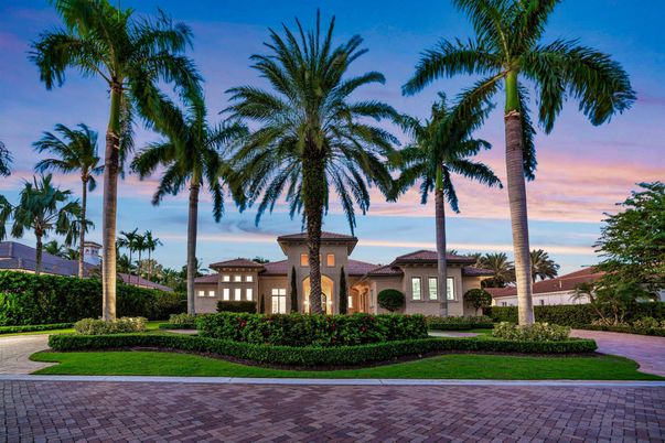 Backyard, Exterior, Facade, Mediterranean