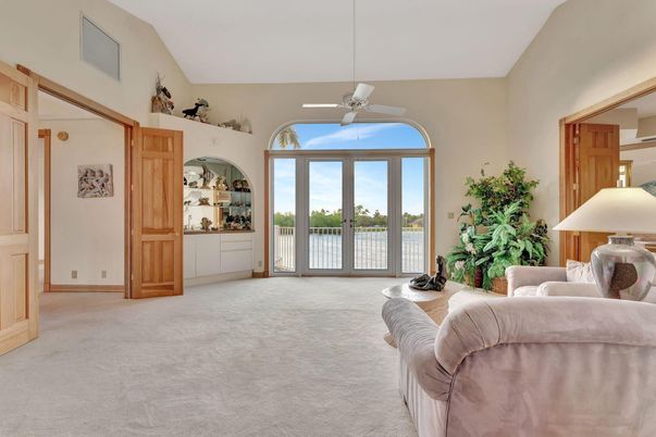 Interior, Living room, Water