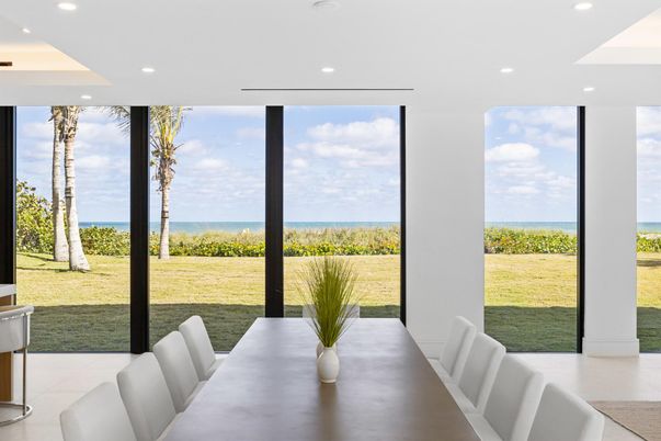 Dining room, Interior, Recessed Lighting, Water