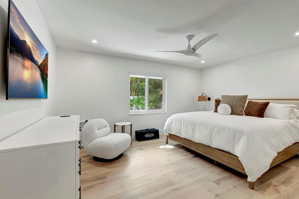 Bedroom, Interior, Recessed Lighting, Wood Texture Flooring