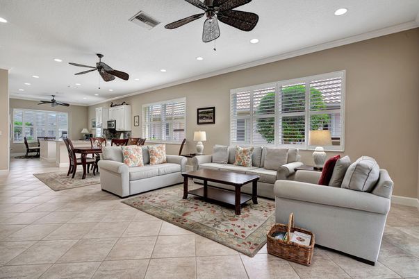 Dining room, Interior, Living room, Recessed Lighting