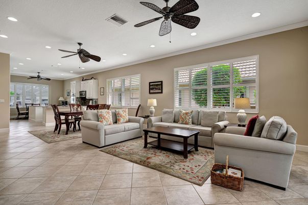 Dining room, Interior, Living room, Recessed Lighting