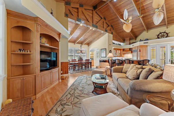 Chandelier, Dining room, Interior, Living room, Pendant Lights, Wooden Beams, Wooden Ceilings, Wood Texture Flooring