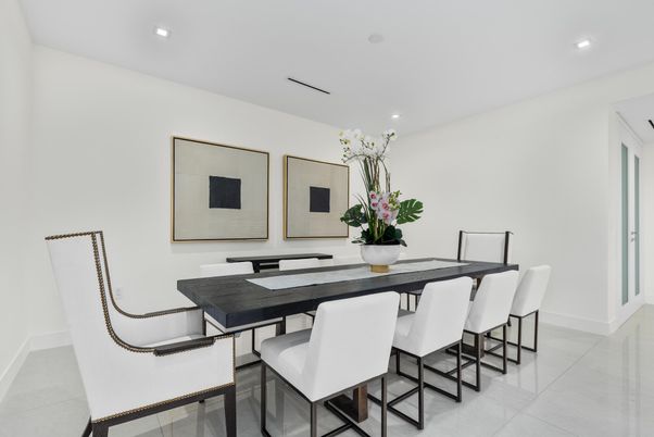 Dining room, Interior, Recessed Lighting