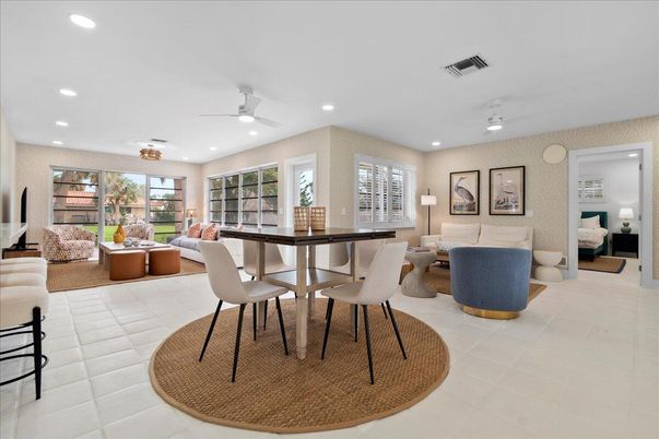Dining room, Interior, Living room, Recessed Lighting