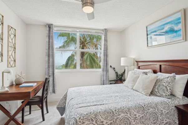 Bedroom, Home Office, Interior
