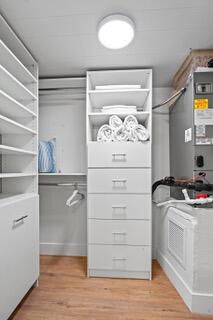 Interior, Walk-in Closets, Wood Texture Flooring