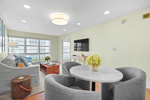 Dining room, Interior, Living room, Recessed Lighting, Wood Texture Flooring