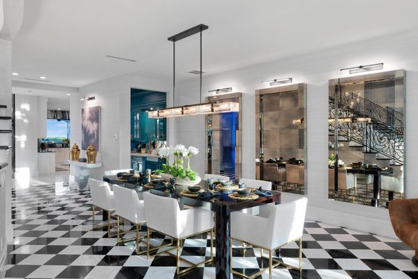 Dining room, Interior, Pendant Lights, Recessed Lighting