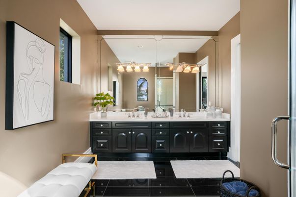 Bathroom, Dual Sink Vanities, Interior