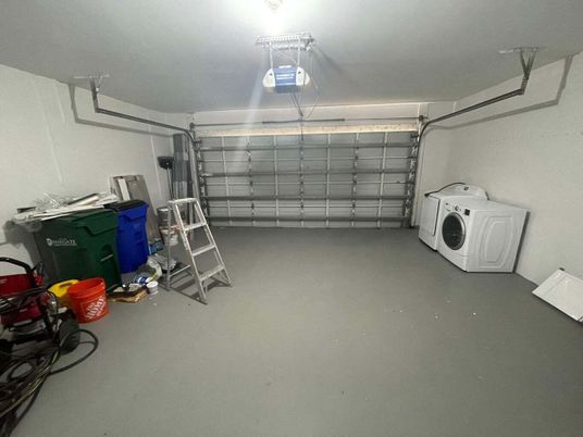 Garage, Interior, Washer