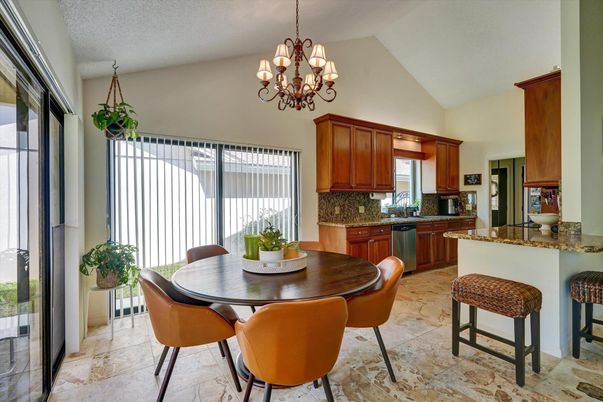 Chandelier, Dining room, Interior, Kitchen