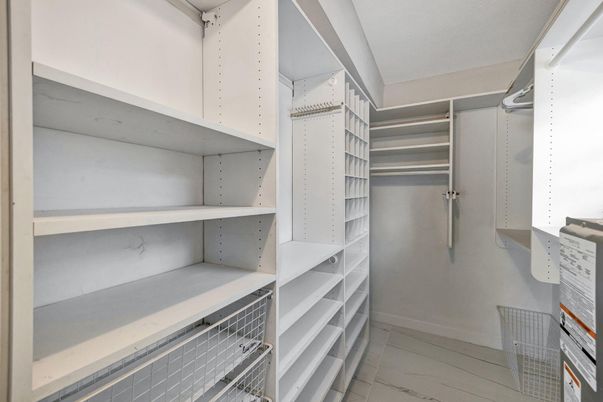Interior, Walk-in Closets