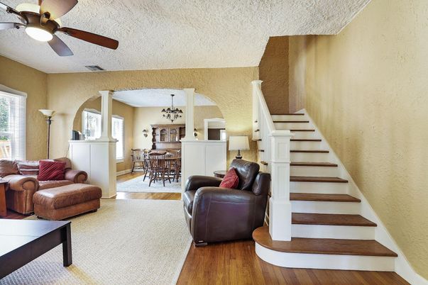 Chandelier, Dining room, Interior, Living room, Wood Texture Flooring