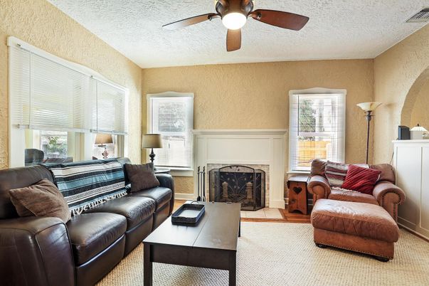 Fireplace, Interior, Living room