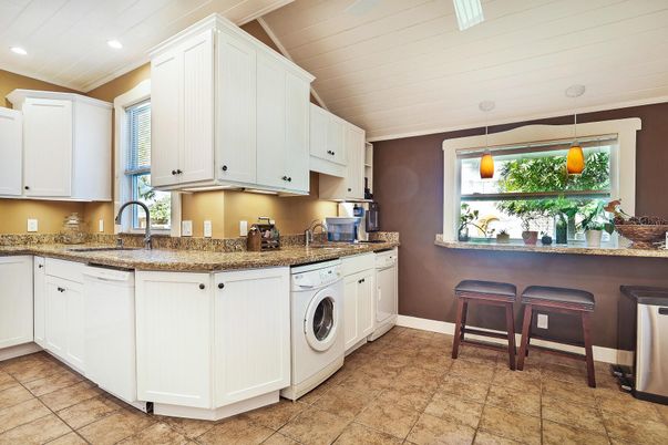 Interior, Kitchen, Pendant Lights, Recessed Lighting, Washer