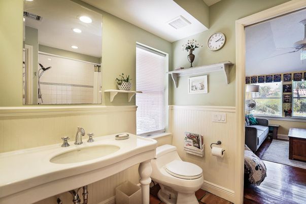 Bathroom, Interior, Recessed Lighting, Wood Texture Flooring