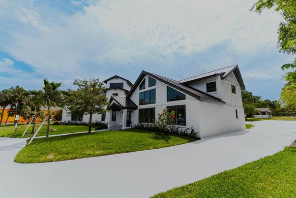 Backyard, Exterior, Facade, Playground, Farmhouse