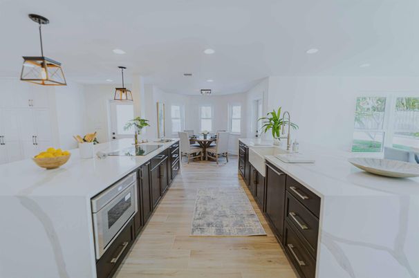 Dining room, Interior, Kitchen, Pendant Lights, Recessed Lighting, Wood Texture Flooring