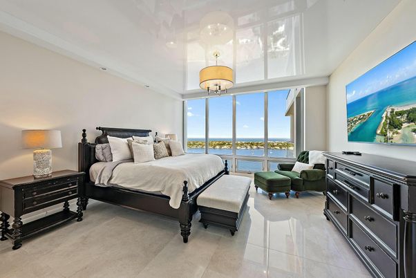 Bedroom, Interior, Water
