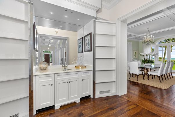 Chandelier, Dining room, Interior, Recessed Lighting, Wood Texture Flooring