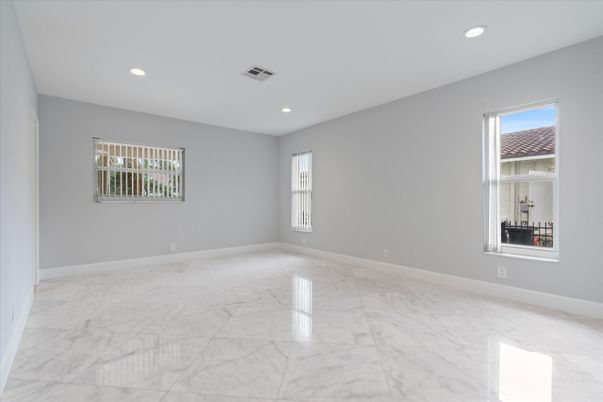 Empty room, Interior, Marble, Recessed Lighting