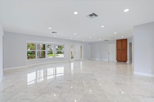 Empty room, Interior, Marble, Recessed Lighting