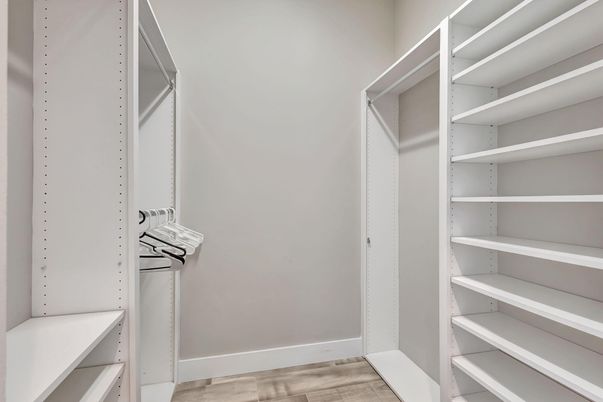 Interior, Walk-in Closets, Wood Texture Flooring