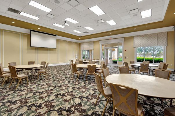 Dining room, Interior, Recessed Lighting