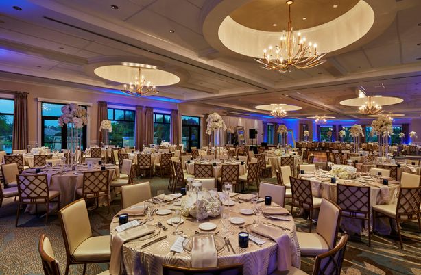 Chandelier, Dining room, Interior, Recessed Lighting