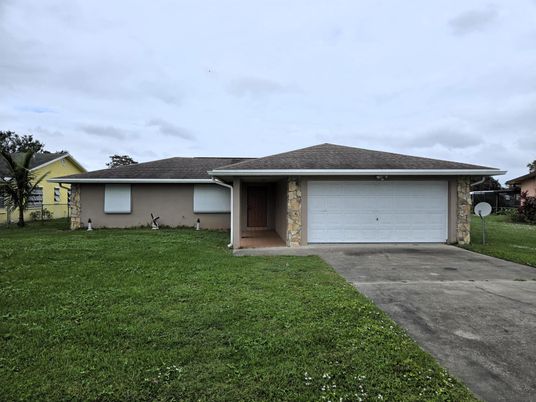 Attached, Backyard, Exterior, Facade, Ranch