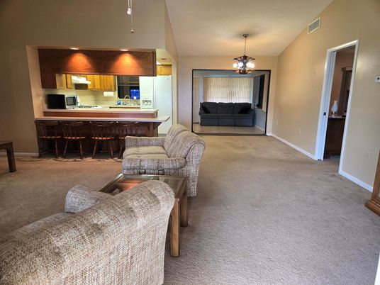 Chandelier, Interior, Kitchen, Living room, Pendant Lights