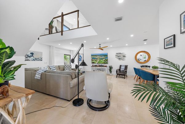 Dining room, Interior, Living room, Recessed Lighting
