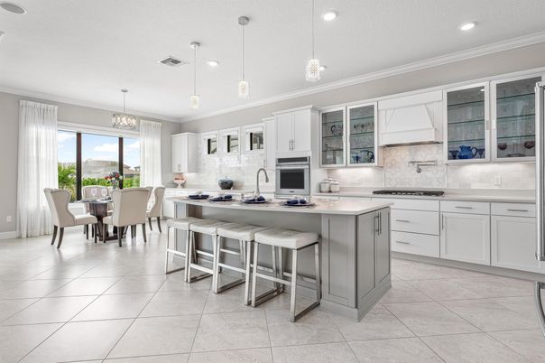Chandelier, Dining room, Interior, Kitchen, Pendant Lights, Recessed Lighting, Stainless Steel Appliances