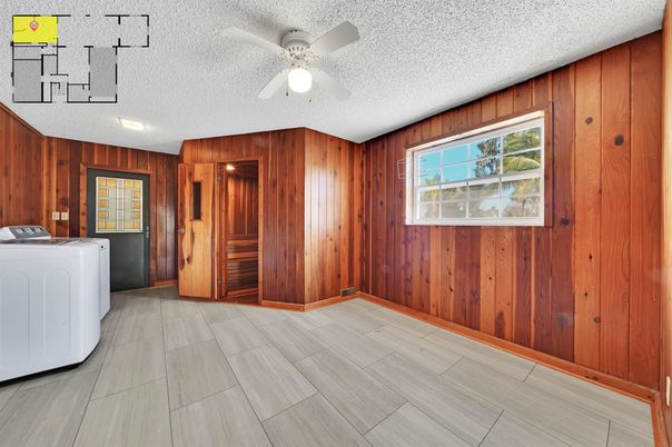 Empty room, Interior, Washer, Wooden Walls