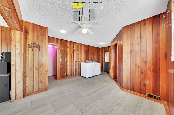Interior, Wooden Walls