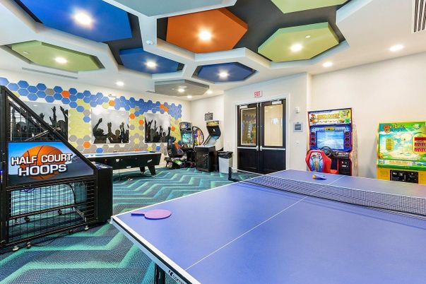 Game Room, Interior, Recessed Lighting