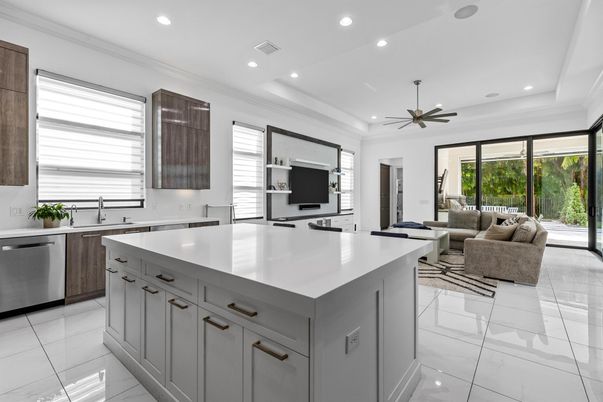 Interior, Kitchen, Living room, Recessed Lighting, Stainless Steel Appliances